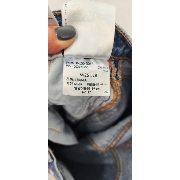 Levi's® Premium 501® ORIGINAL‎ CROPPED WOMEN'S JEANS Size 25 - Picture 10 of 10